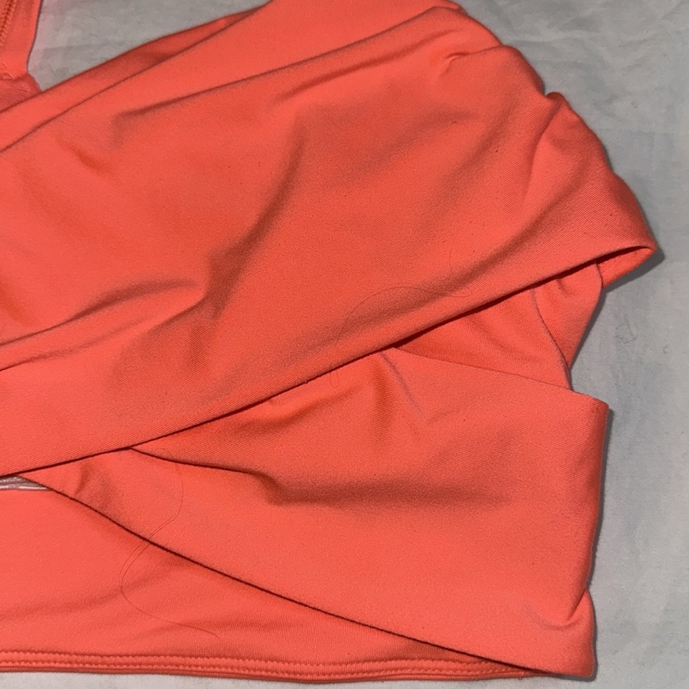 Lululemon Wrap It Up Bra Size 12 - Picture 4 of 8